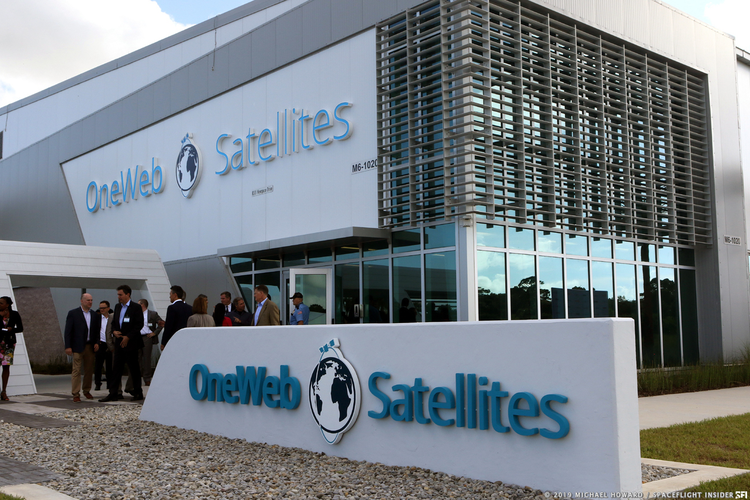 Nuevas instalaciones de OneWeb Satellites en el Centro Espacial Kennedy