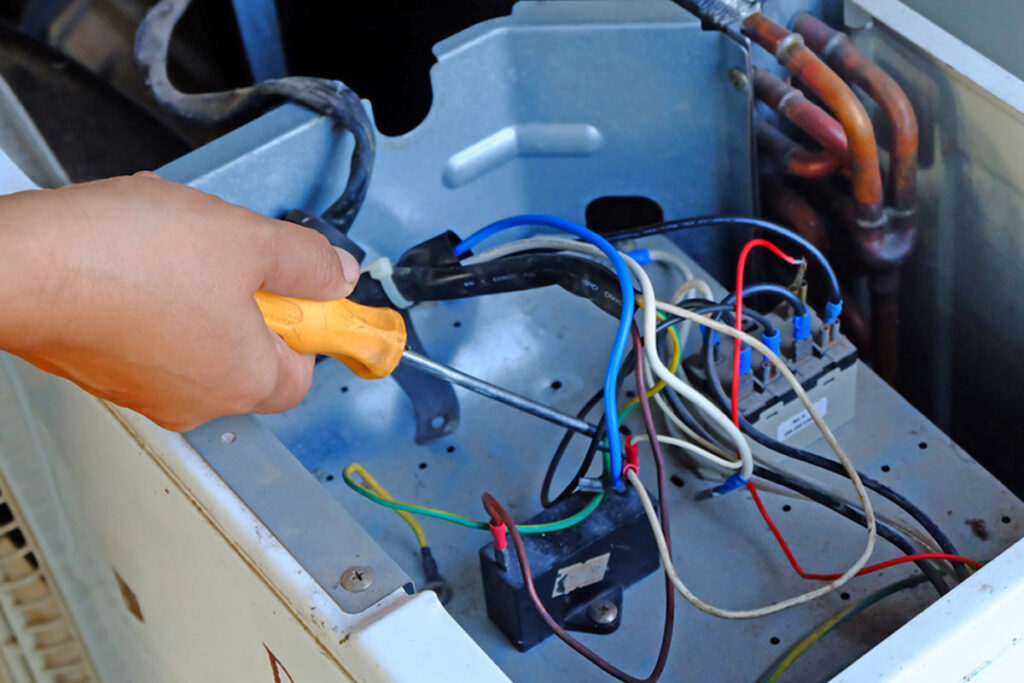 servicio de hvac inspección de componentes eléctricos
