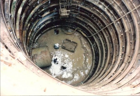 bombear agua desde el pozo del túnel