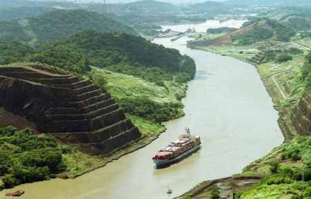 Canal de Navegación de Panamá, Panamá