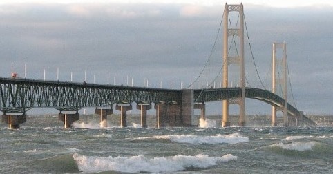 carga de viento en el puente