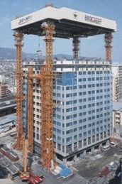 Automatización de la construcción de rascacielos.