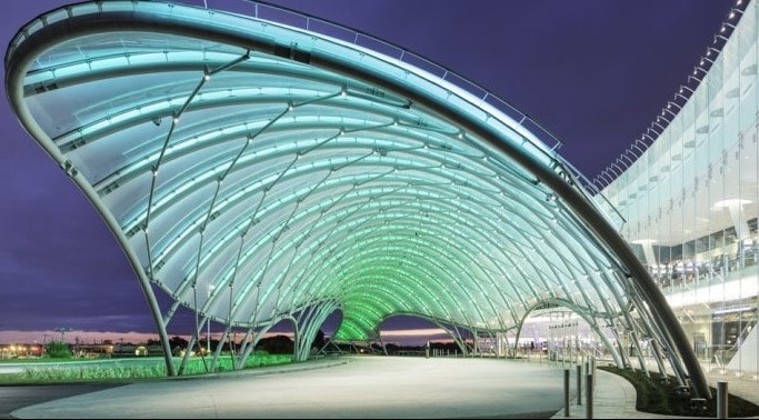 Aplicaciones y propiedades del ETFE como material de construcción