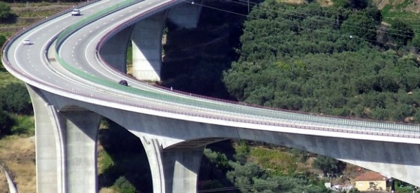 puente de la carretera