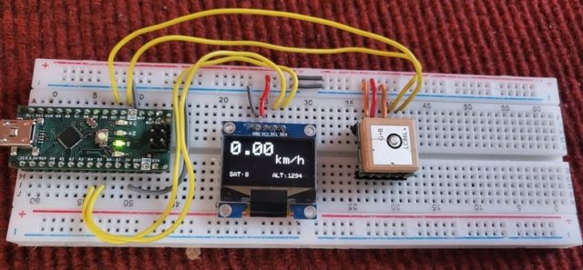 Velocímetro DIY con módulo GPS Arduino y OLED