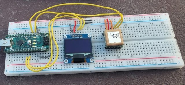 Velocímetro DIY con módulo GPS Arduino y OLED