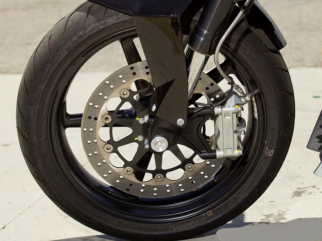 Sistema de frenos de disco para motocicletas 